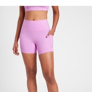 Athleta Salutation 5” short
